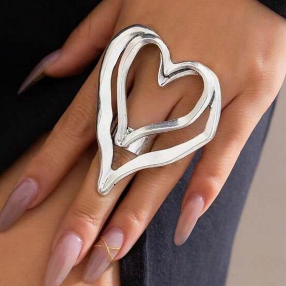 Heart Statement Resizable Ring - Picture 3 of 4